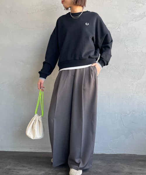 雙條紋邊短版圓領大學T