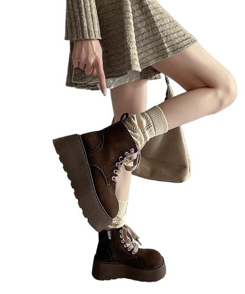 WEGO(ウィゴー)の「WEGO/厚底サイドファスナートレッキング風ブーツ(ブーツ・レディース・キャメル/ブラウン・39/37)」の19枚目の写真