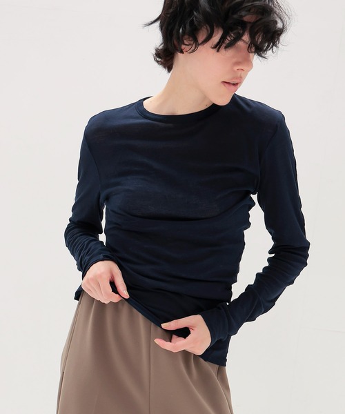 DRESSLAVE（ドレスレイブ）の「sheer curve pull(シアーカーブプルオーバー)（Tシャツ/カットソー・レディース・ホワイト/ネイビー・38）」の2枚目の写真