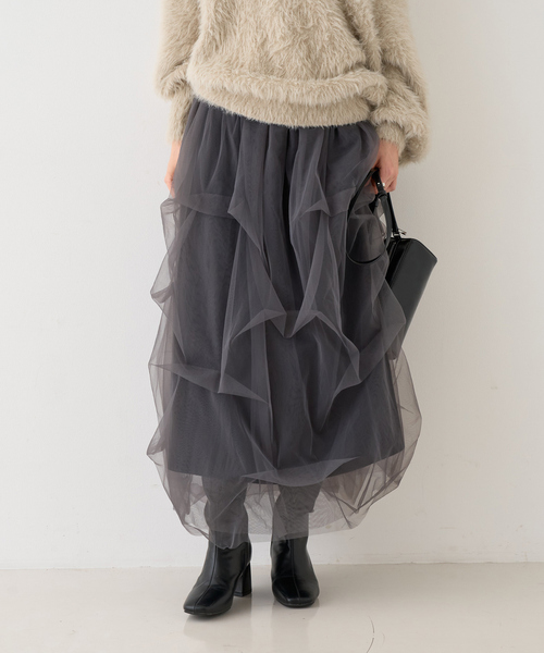 EMMA ROUGE VIF(エマルージュヴィフ)の「【一部店舗限定】チュールフォルムスカート(スカート・レディース・オフホワイト/ブラック・38/36)」の4枚目の写真