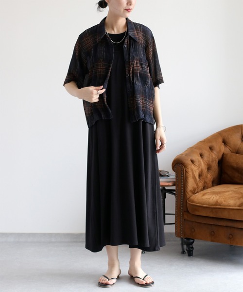 cepo（セポ）の「〈前後2way〉重ねレイヤーノースリーブワンピース（ワンピース・レディース・ブラウン/ブラック・M）」の11枚目の写真