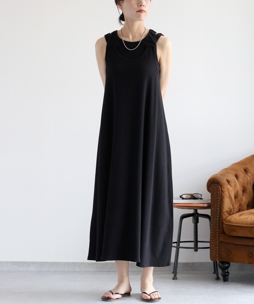 cepo（セポ）の「〈前後2way〉重ねレイヤーノースリーブワンピース（ワンピース・レディース・ブラウン/ブラック・M）」の4枚目の写真