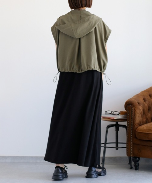 cepo（セポ）の「〈前後2way〉重ねレイヤーノースリーブワンピース（ワンピース・レディース・ブラウン/ブラック・M）」の18枚目の写真