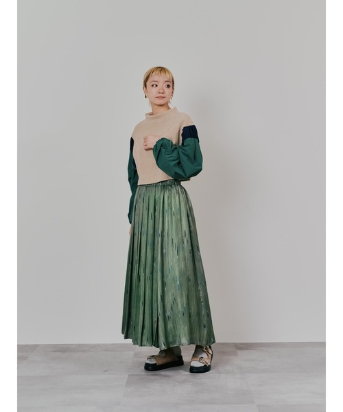 TEVALT（ヴァレット）の「アートラインプリントハーフプリーツスカート（スカート・レディース・ブラック/カーキ・38）」の8枚目の写真