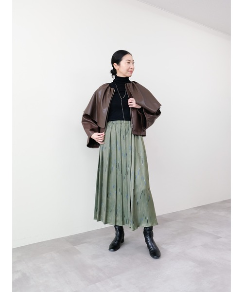 TEVALT（ヴァレット）の「アートラインプリントハーフプリーツスカート（スカート・レディース・ブラック/カーキ・38）」の15枚目の写真