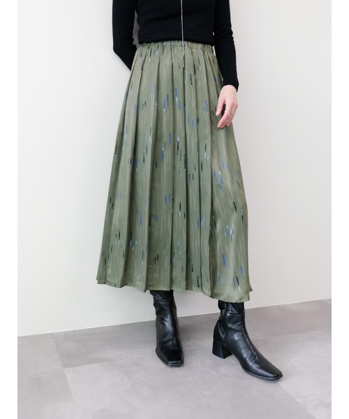 TEVALT（ヴァレット）の「アートラインプリントハーフプリーツスカート（スカート・レディース・ブラック/カーキ・38）」の14枚目の写真