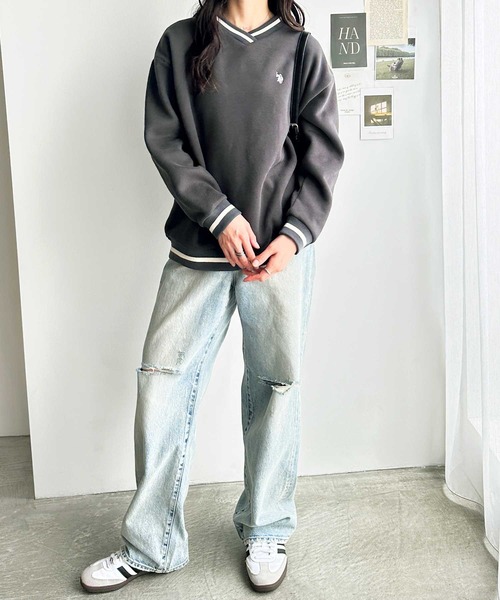 U.S. POLO ASSN.(ユーエスポロアッスン)の「GeeRA別注【U.S.POLO ASSN.】ユーエスポロアッスン 表ピーチラインVネックワンポイント刺繍スウェット(スウェット・レディース・ネイビー/スミクロ/アイボリー・MEDIUM/LARGE)」の13枚目の写真
