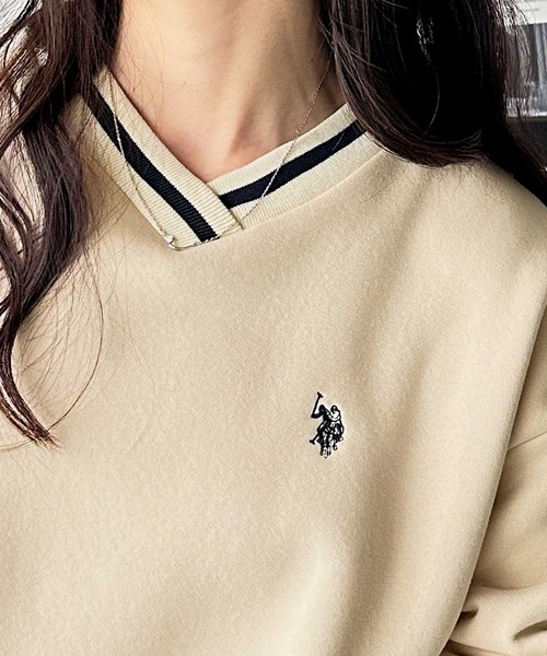 U.S. POLO ASSN.(ユーエスポロアッスン)の「GeeRA別注【U.S.POLO ASSN.】ユーエスポロアッスン 表ピーチラインVネックワンポイント刺繍スウェット(スウェット・レディース・ネイビー/スミクロ/アイボリー・MEDIUM/LARGE)」の5枚目の写真
