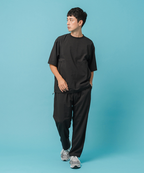 EDIFICE(エディフィス)の「テック ドライ メッシュ プルオーバー(Tシャツ/カットソー・メンズ・ライトグレー/ブラック・SMALL/MEDIUM/LARGE)」の4枚目の写真