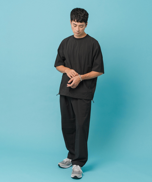 EDIFICE(エディフィス)の「テック ドライ メッシュ プルオーバー(Tシャツ/カットソー・メンズ・ライトグレー/ブラック・SMALL/MEDIUM/LARGE)」の5枚目の写真