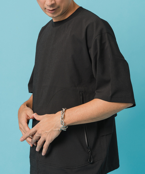 EDIFICE(エディフィス)の「テック ドライ メッシュ プルオーバー(Tシャツ/カットソー・メンズ・ライトグレー/ブラック・SMALL/MEDIUM/LARGE)」の12枚目の写真