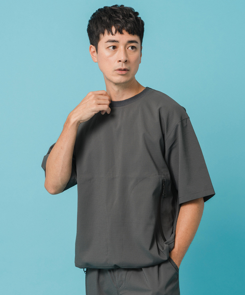 EDIFICE(エディフィス)の「テック ドライ メッシュ プルオーバー(Tシャツ/カットソー・メンズ・ライトグレー/ブラック・SMALL/MEDIUM/LARGE)」の19枚目の写真