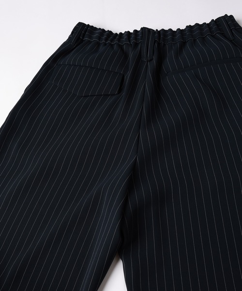 CULLNI（クルニ）の「Stripe Double Cloth 3Tuck Semi Wide Pants（その他パンツ・メンズ・ブラック系/ネイビー系・2/1/0）」の10枚目の写真