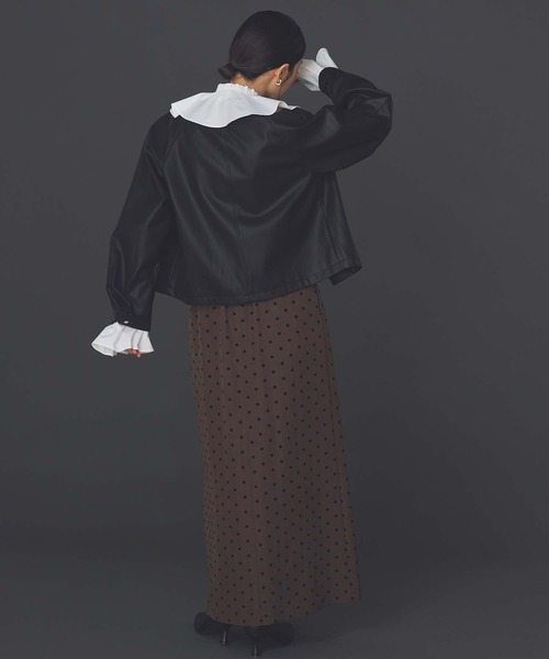 Gready Brilliant（グレディブリリアン）の「ＬＵラッフルキャンディスリーブブラウス（シャツ/ブラウス・レディース・オフホワイト/キャメル/ストライプ・38）」の13枚目の写真