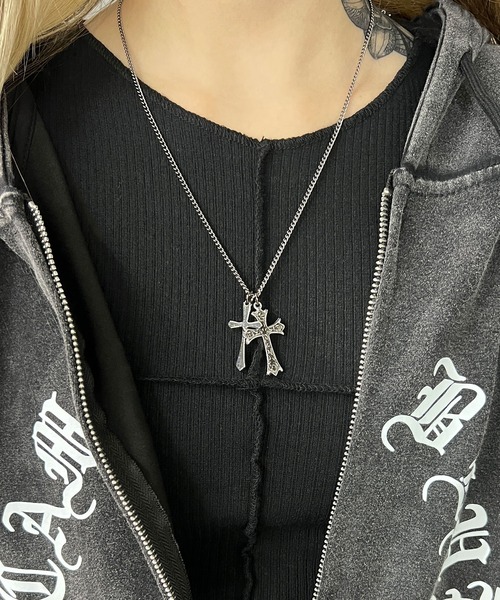 Figments(フィグメンツ)の「ツインブラッククロスネックレス(ネックレス・レディース・ブラック・FREE)」の7枚目の写真
