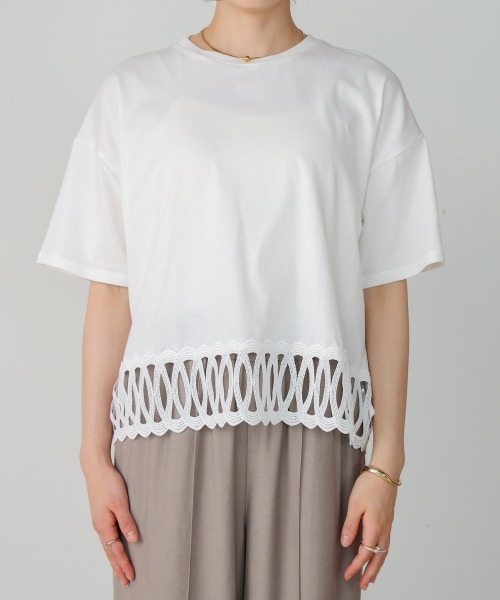 Bou Jeloud（ブージュルード）の「裾レースミディアムＴシャツ（Tシャツ/カットソー・レディース・ブラック/ホワイト・FREE）」の19枚目の写真
