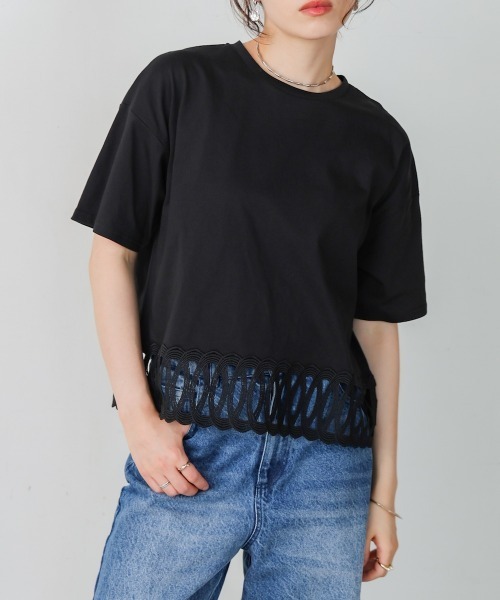 Bou Jeloud（ブージュルード）の「裾レースミディアムＴシャツ（Tシャツ/カットソー・レディース・ブラック/ホワイト・FREE）」の9枚目の写真