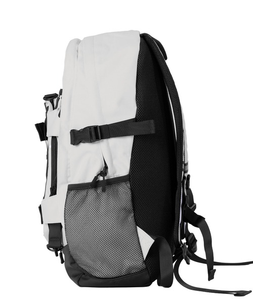 Reebok（リーボック）の「Reebok/リーボック ショルダーバッグ付きリュック バックパック ガジェットリュック ワンポイントロゴ 大容量 25L（バックパック/リュック・メンズ・チャコール/ブラック/アイボリー・FREE）」の14枚目の写真