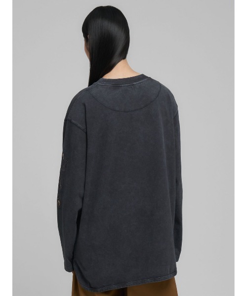 REPLAY(リプレイ)の「刺しゅう入り ボーイフィットロングTシャツ(Tシャツ/カットソー・レディース・ダークブラック・SMALL/X-SMALL/XX-SMALL)」の3枚目の写真