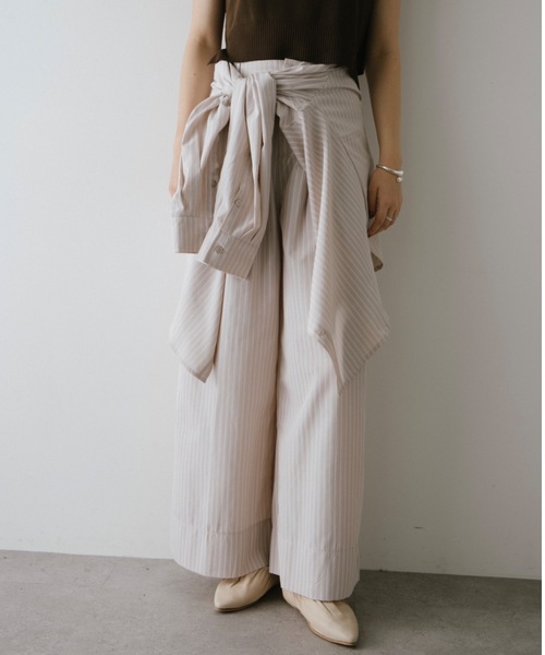 DRWCYS(ドロシーズ)の「シャツタックワイドパンツ(その他パンツ・レディース・ベージュ/ネイビー・SMALL/MEDIUM)」の21枚目の写真