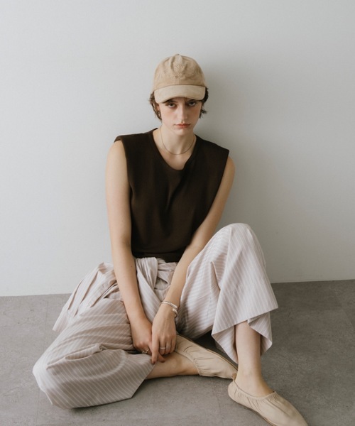 DRWCYS(ドロシーズ)の「シャツタックワイドパンツ(その他パンツ・レディース・ベージュ/ネイビー・SMALL/MEDIUM)」の19枚目の写真