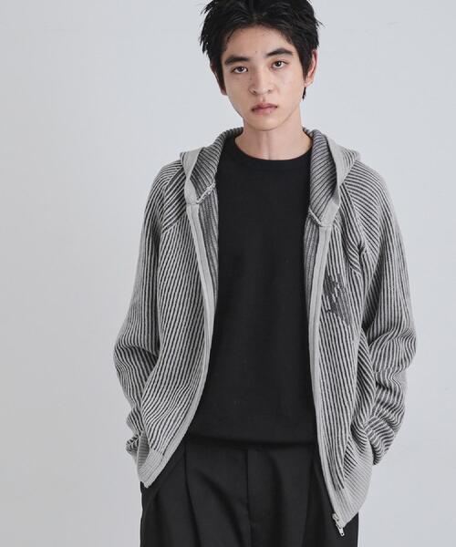 tk.TAKEO KIKUCHI（ティーケータケオキクチ）の「プレーティングブライトモチーフジップパーカー（ニット/セーター・メンズ・ベビーピンク/ブラック/ライトグレー・02/03）」の5枚目の写真