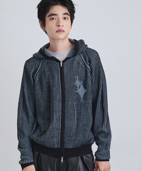 tk.TAKEO KIKUCHI（ティーケータケオキクチ）の「プレーティングブライトモチーフジップパーカー（ニット/セーター・メンズ・ベビーピンク/ブラック/ライトグレー・02/03）」の13枚目の写真