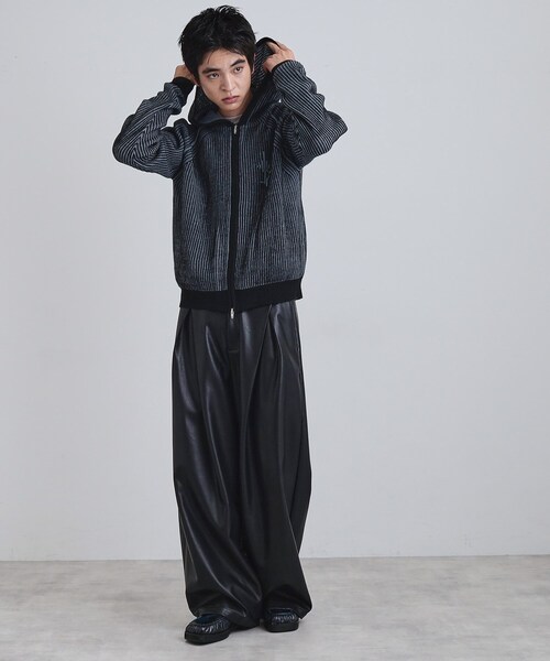 tk.TAKEO KIKUCHI（ティーケータケオキクチ）の「プレーティングブライトモチーフジップパーカー（ニット/セーター・メンズ・ベビーピンク/ブラック/ライトグレー・02/03）」の15枚目の写真