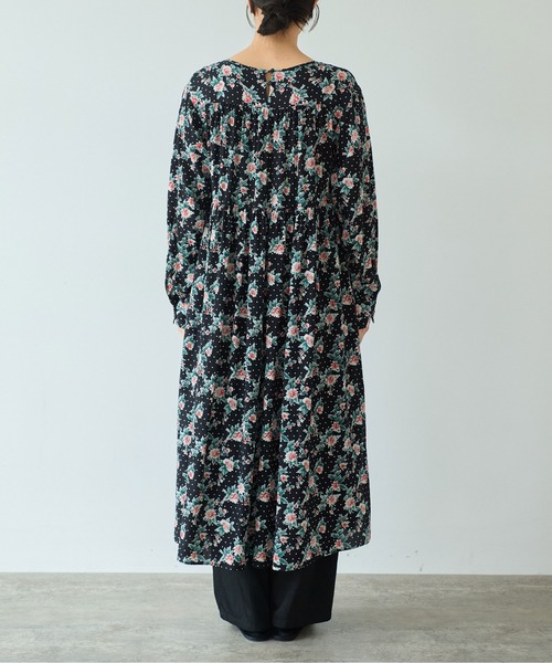 yuni（ユニ　）の「レーヨンコットンキュプラ flower dot print　ティアードワンピース（ワンピース・レディース・ブラック系その他・FREE）」の8枚目の写真