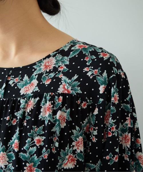 yuni（ユニ　）の「レーヨンコットンキュプラ flower dot print　ティアードワンピース（ワンピース・レディース・ブラック系その他・FREE）」の10枚目の写真