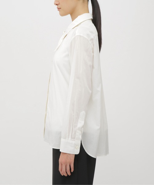 MARGARET HOWELL（マーガレットハウエル）の「WASHED COTTON POPLIN（シャツ/ブラウス・レディース・ネイビー/ホワイト・1/2）」の5枚目の写真