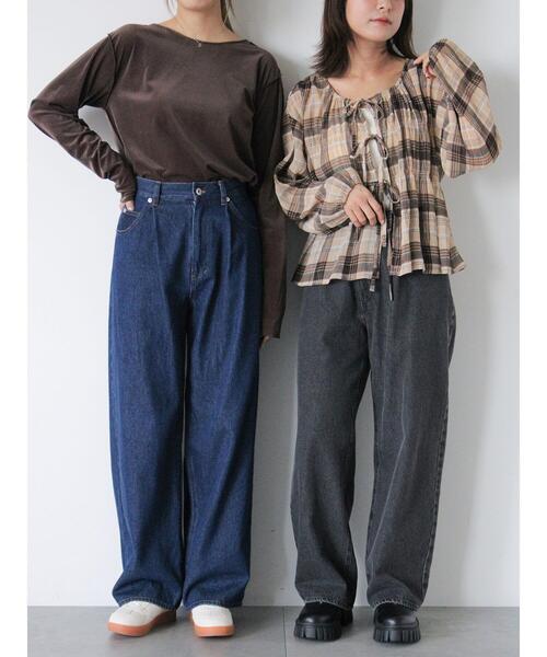 ehka sopo（エヘカソポ）の「ワンタックストレートデニムパンツ（その他パンツ・レディース・ブルー/ネイビー/チャコールグレー・S/M）」の6枚目の写真