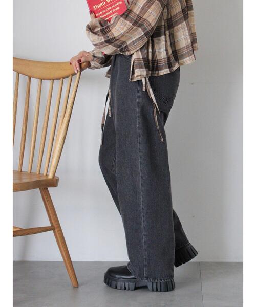 ehka sopo（エヘカソポ）の「ワンタックストレートデニムパンツ（その他パンツ・レディース・ブルー/ネイビー/チャコールグレー・S/M）」の10枚目の写真