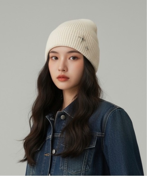 Burner（バーナー）の「【OKUOKU　0909】ワンポイント　カラーニット帽 　oku-bosi-6（ニットキャップ/ビーニー・レディース・グリーン系その他/サーモンピンク/パープル系その他/ホワイト系その他/ブラウン系その他/チャコールグレー/ブラック系その他・FREE）」の2枚目の写真