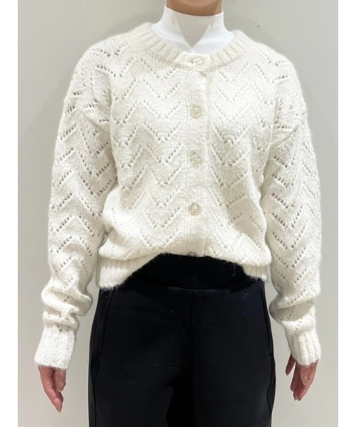 GAP(ギャップ)の「ふわもこ ポインテール カーディガン(カーディガン/ボレロ・レディース・ベージュ/ブラック・S/M/XXS/XS/L/XL)」の11枚目の写真