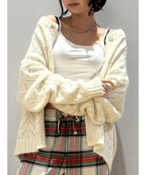 GAP(ギャップ)の「ふわもこ ポインテール カーディガン(カーディガン/ボレロ・レディース・ベージュ/ブラック・S/M/XXS/XS/L/XL)」の12枚目の写真