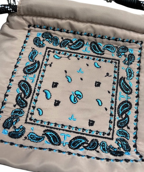 Port(ポート)の「巾着タイプ ペイズリー 刺繍 ショルダー バッグ(ショルダーバッグ・メンズ・ベージュ/ピンク/ブラック/オフホワイト・FREE)」の10枚目の写真