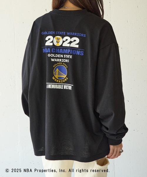 NBA(エヌビーエー)の「【NBA】NBA CHAMPIONS TEAM PRINT Long Sleeve Tee / LAKERS・CELTICS・WARRIORS /レイカーズ・セルティックス・ウォリアーズ(Tシャツ/カットソー・メンズ・ホワイト系その他2/ブラック系その他3/ブラック系その他2/ホワイト系1/ホワイト系その他3/ブラック系1・L/M/S/XS/XL)」の4枚目の写真