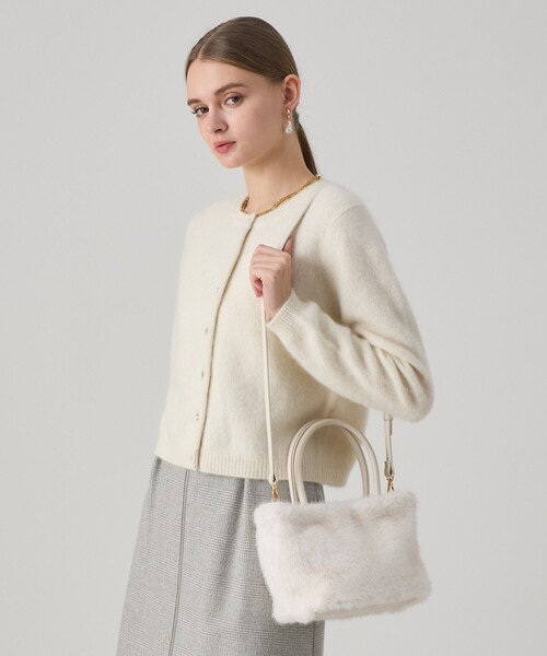 ANAYI(アナイ)の「フェイクファーハンドバッグ(ハンドバッグ・レディース・ブラウン/ホワイト/グレイッシュベージュ・FREE)」の2枚目の写真