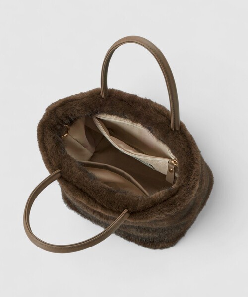 ANAYI(アナイ)の「フェイクファーハンドバッグ(ハンドバッグ・レディース・ブラウン/ホワイト/グレイッシュベージュ・FREE)」の7枚目の写真