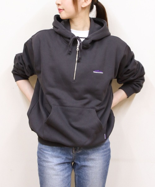THOUSAND MILE（サウザンドマイル）の「THOUSAND MILE/サウザンドマイル　ハーフジップパーカー　HALF ZIP PARKER（パーカー・メンズ・ベージュ/ブラック/チャコールグレー・L/S/M）」の11枚目の写真