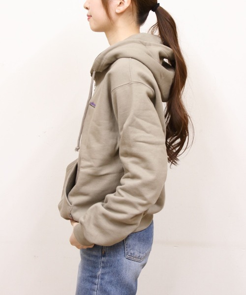 THOUSAND MILE（サウザンドマイル）の「THOUSAND MILE/サウザンドマイル　ハーフジップパーカー　HALF ZIP PARKER（パーカー・メンズ・ベージュ/ブラック/チャコールグレー・L/S/M）」の16枚目の写真