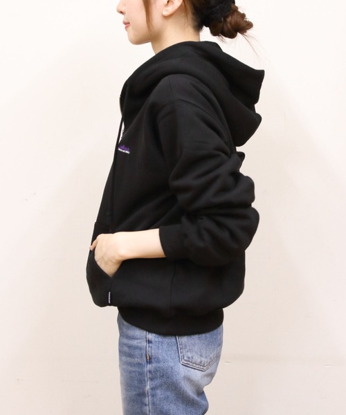 THOUSAND MILE（サウザンドマイル）の「THOUSAND MILE/サウザンドマイル　ハーフジップパーカー　HALF ZIP PARKER（パーカー・メンズ・ベージュ/ブラック/チャコールグレー・L/S/M）」の7枚目の写真