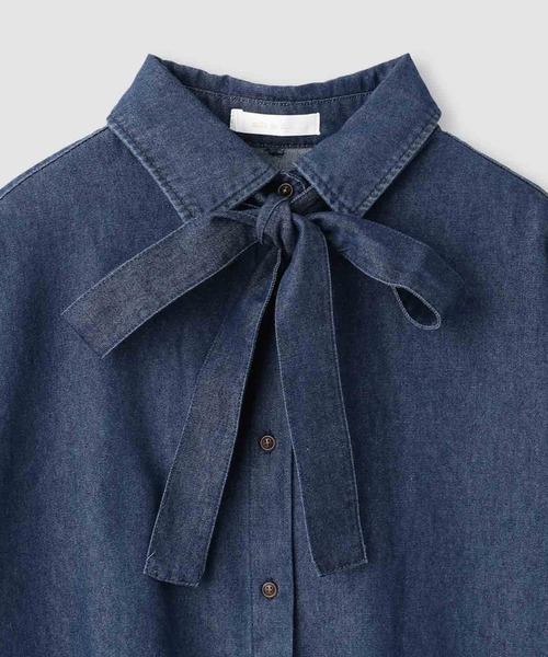 Mac-House（マックハウス）の「milli de l'air デニムボウタイシャツ（シャツ/ブラウス・レディース・ネイビー/ブルー・M）」の18枚目の写真