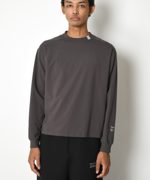 SUPERTHANKS（スーパーサンクス）の「袖刺繍ベーシック ロングTシャツ/SBY Embroidery L/S T-shirt（Tシャツ/カットソー・メンズ・ホワイト/チャコールグレー/ブラック・S/M/L）」の9枚目の写真