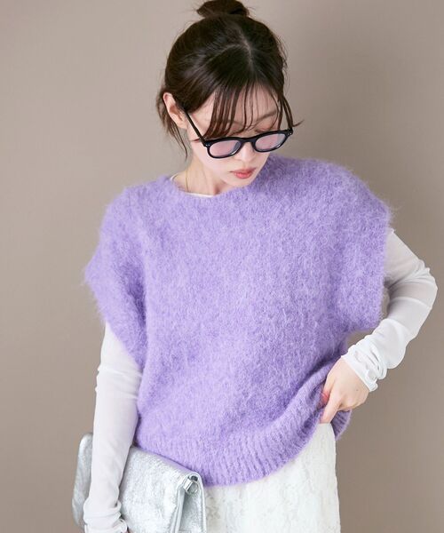 le.coeur blanc（ルクールブラン）の「《WEB限定アイテム》ソフトシャギーニットベスト（ベスト・レディース・ブラウン/パープル/ブルー/オレンジ/オフホワイト・38）」の4枚目の写真