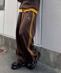 NYLAUS | 【セットアップ対応】Line Track Wide Pants / ライントラックワイドパンツ 蜂刺繍 / ユニセックス / ジャージ(その他パンツ)