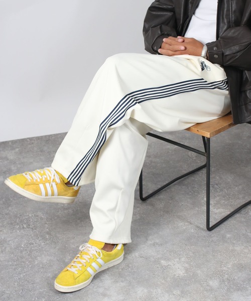 NYLAUS(ナイラス)の「【Nylaus】蜂刺繍 ライントラック ワイドパンツ バルーンパンツ ジャージ ユニセックス(その他パンツ・メンズ・アイボリー/ブラック/ブラウン・M/L)」の8枚目の写真