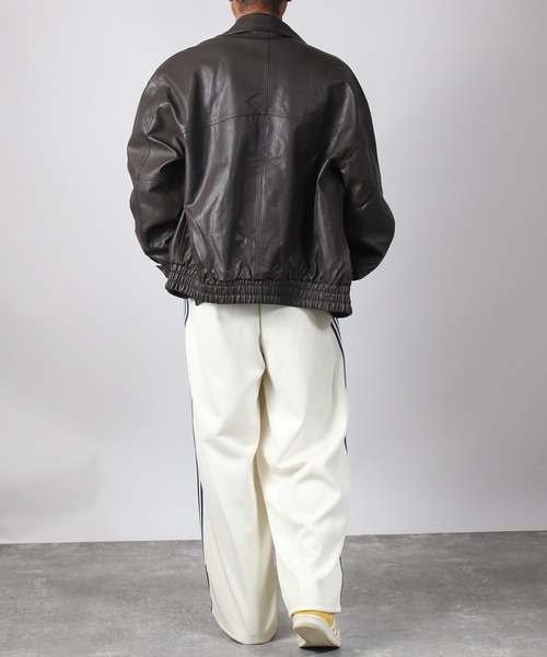 NYLAUS(ナイラス)の「【Nylaus】蜂刺繍 ライントラック ワイドパンツ バルーンパンツ ジャージ ユニセックス(その他パンツ・メンズ・アイボリー/ブラック/ブラウン・M/L)」の16枚目の写真