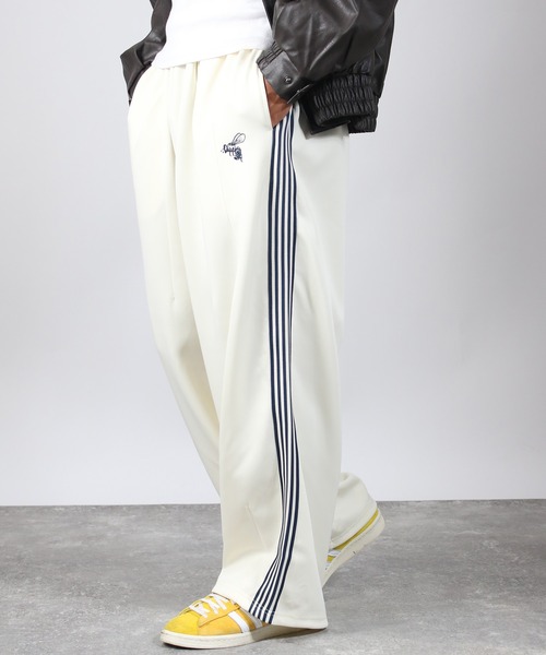 NYLAUS(ナイラス)の「【Nylaus】蜂刺繍 ライントラック ワイドパンツ バルーンパンツ ジャージ ユニセックス(その他パンツ・メンズ・アイボリー/ブラック/ブラウン・M/L)」の14枚目の写真